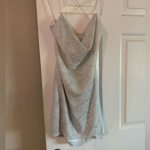 Windsor. Size XL. sparkly white/silver